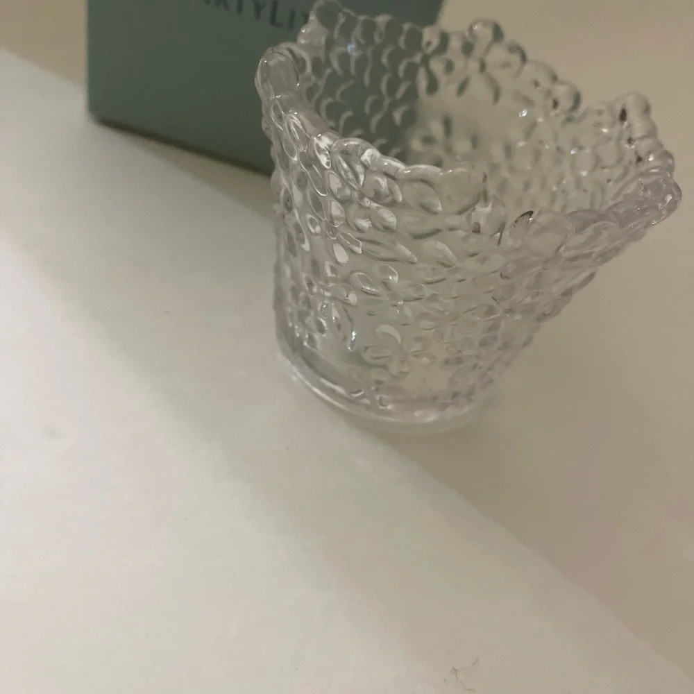 New Crystal Votive Tealight Candle Holder, 3 3/4" PartyLite - Picture 4 of 7